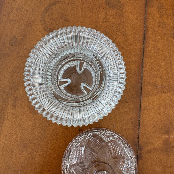 Vintage Diamond Cut Glass Candle Holders With Lid 4” - Picture 5 of 9